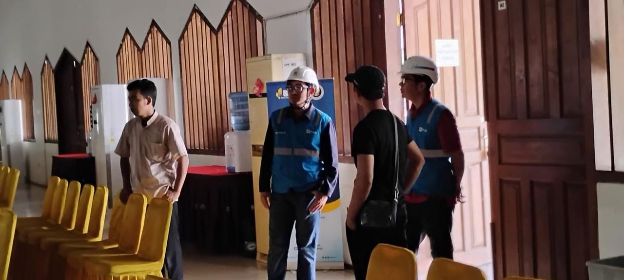PLN Kawal Perjalanan Jamaah Haji Sejak Embarkasi, Pasokan Listrik Asrama Haji 
Jakarta Dipastikan Andal