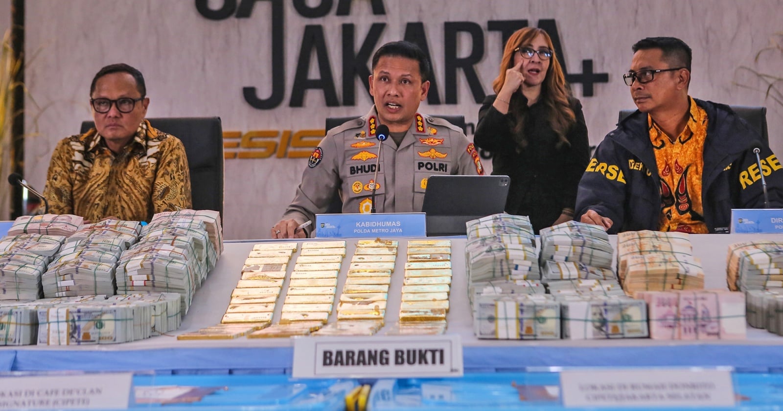 Selain Eks Jampidsus Febrie, Polri Juga Tetapkan Don Ritto Sebagai Tersangka – DuaEmpat.Net