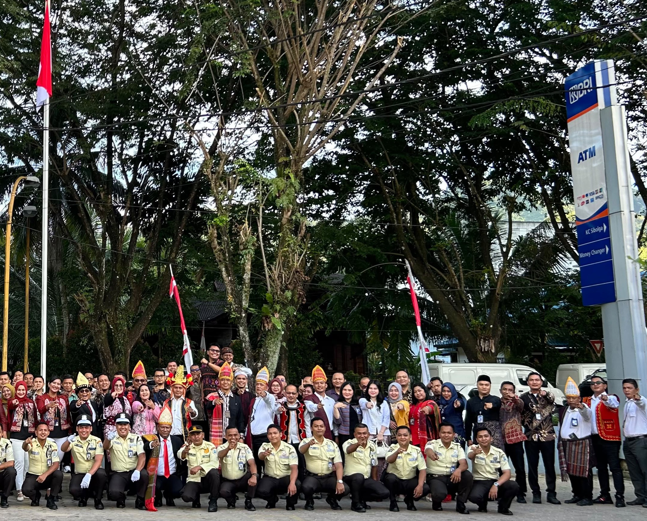 BRI DuaEmpat Gelar Upacara Peringati Hari Kemerdekaan Republik Indonesia ke 81 – DuaEmpat.Net